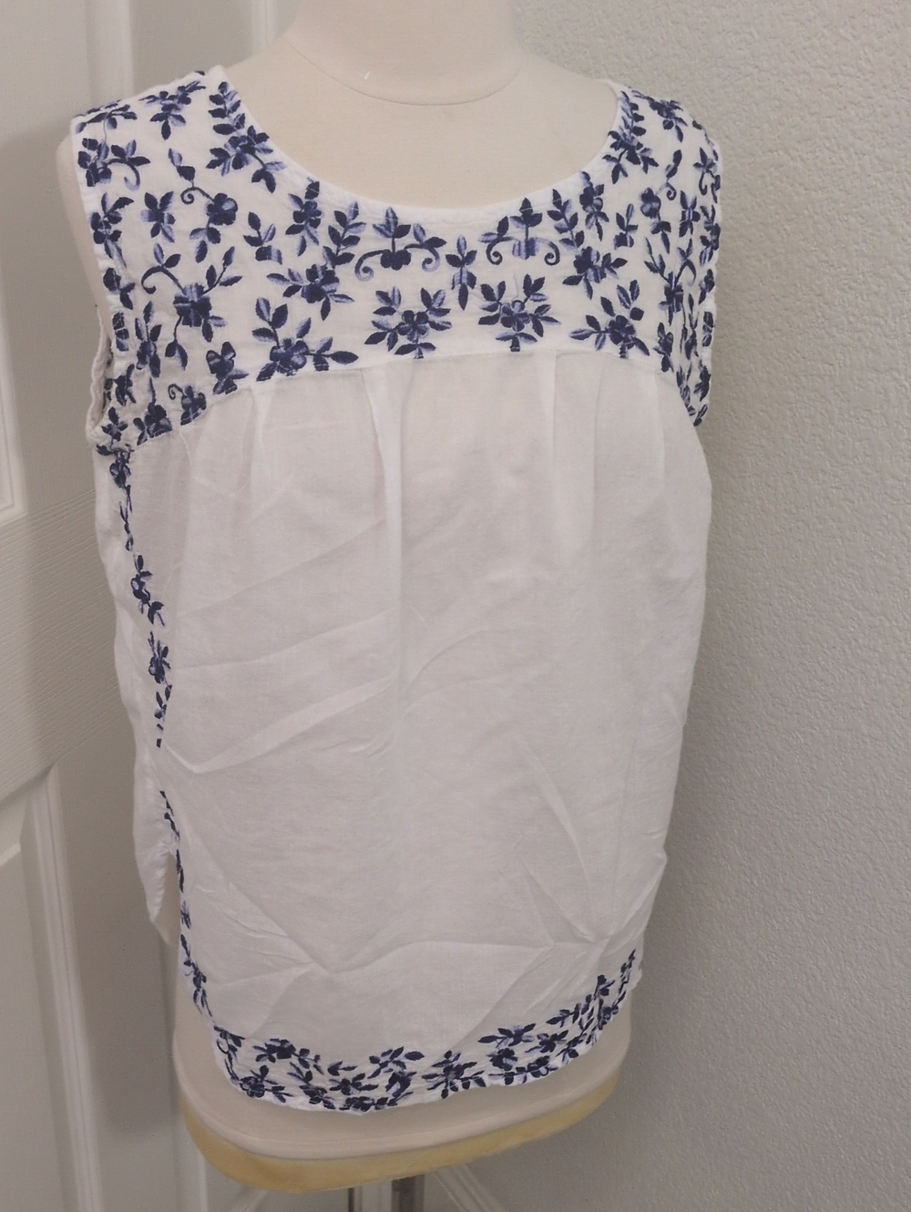 L'affaire White Blue Santorini Summer Blue White Floral Tank Boho Large Cotton